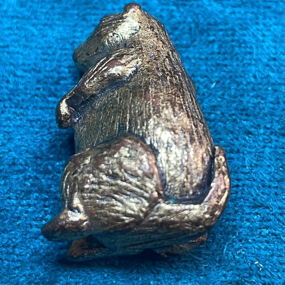 Small Adorable Gopher Pin Brooch - Picture 3 of 7